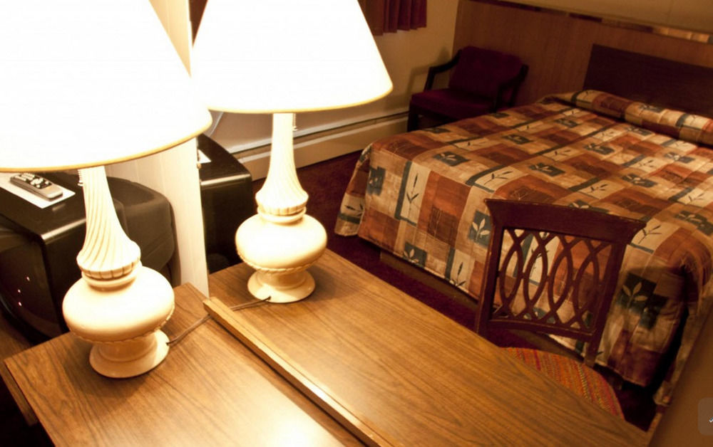 Downtowner Motor Inn Creston Ngoại thất bức ảnh